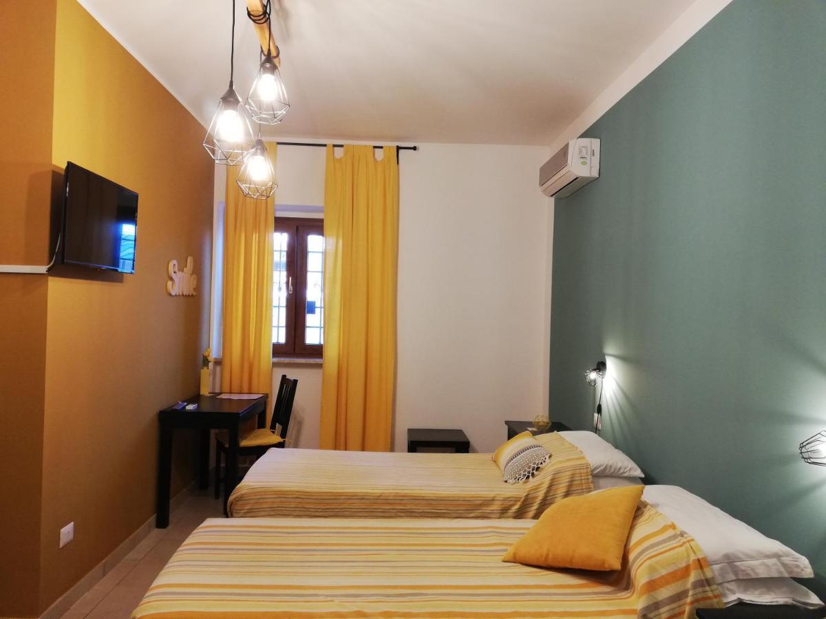 The Yellow House Couette-café 3*