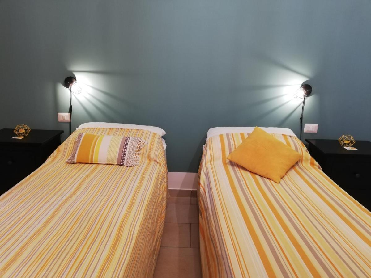The Yellow House Fiumicino
