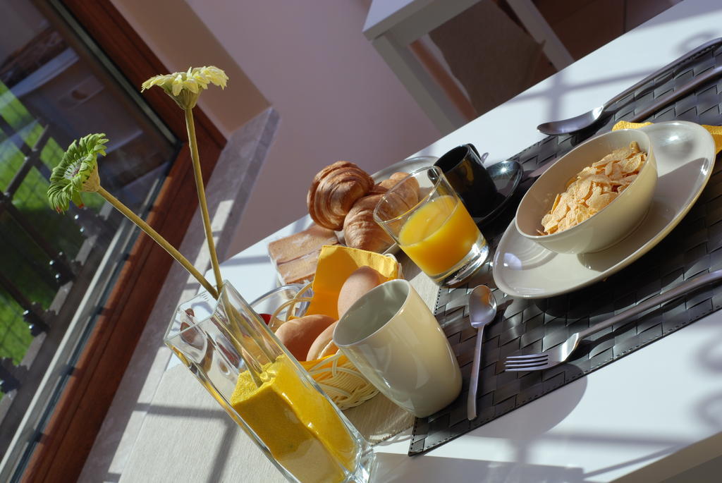 Alojamento de Acomodação e Pequeno-almoço The Yellow House