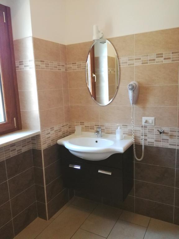 The Yellow House 3* Fiumicino